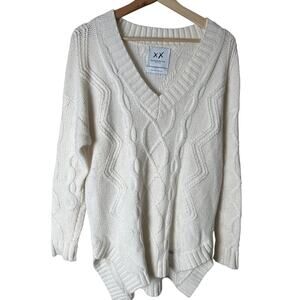 Banjo & Matilda Australia Knit XS White V-neck Sweater